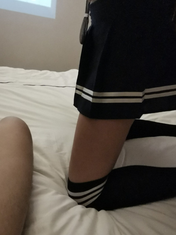 杨家湾03年白虎嫩妹小果